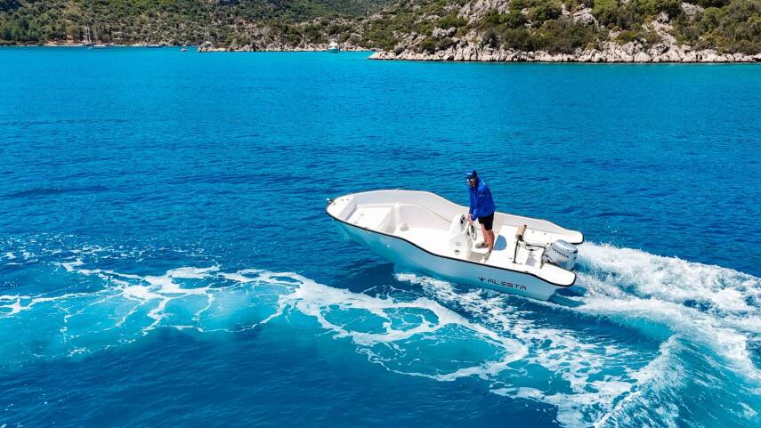 Alesta Marlin 480 Standart Aksesuarlı Tekne - 6