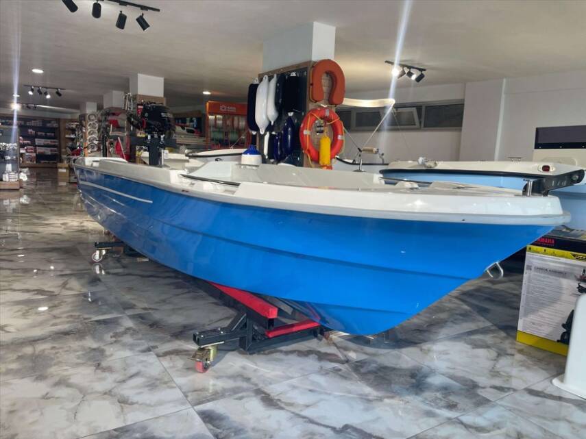 Safter 450 Standart Aksesuarlı Tekne - 1