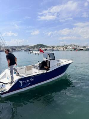 ORFİN 740 CATCHER Standart Aksesuarlı Tekne - ORFİN